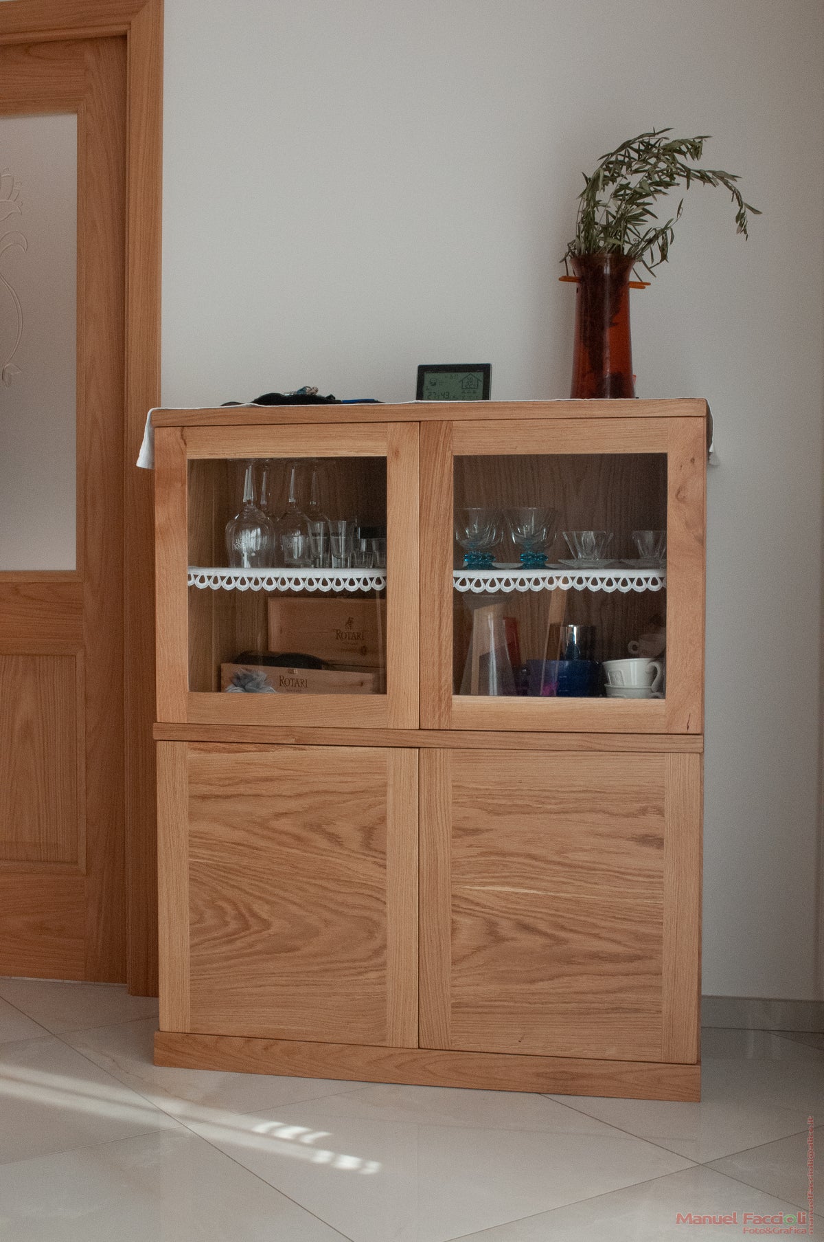 Vetrinetta in rovere massello