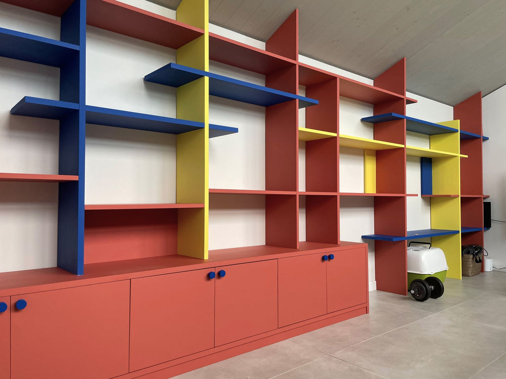 Libreria componibile in listellare laccato